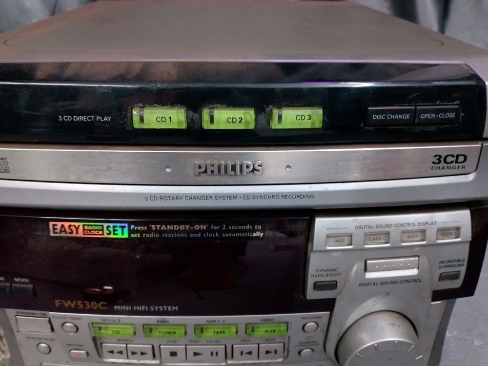 Philips Multimediaplayer & Streamer: Philips Stereoanlage FW530C/22Mini Hifi System – Defekt aus Eschenbach SG von sternen4 1