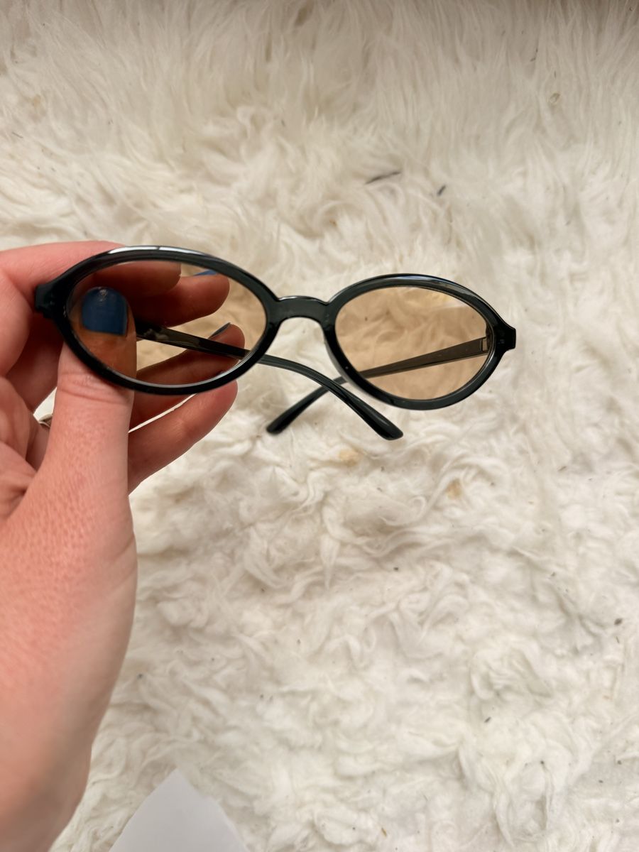 Occhiali & Lenti:  Sonnenbrille, neu  – Nuovo (secondo la descrizione) da Dotzigen venduto da White_Warrior