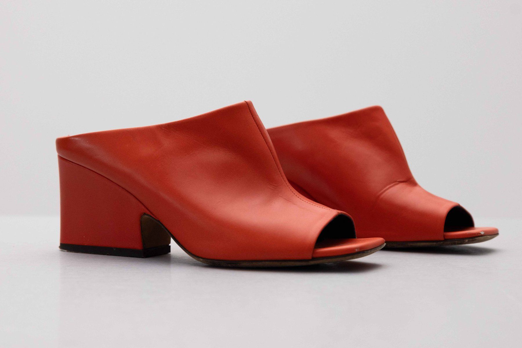 Celine Chaussures femmes: Celine mules – D'occasion à Zürich par car_8ggm 1