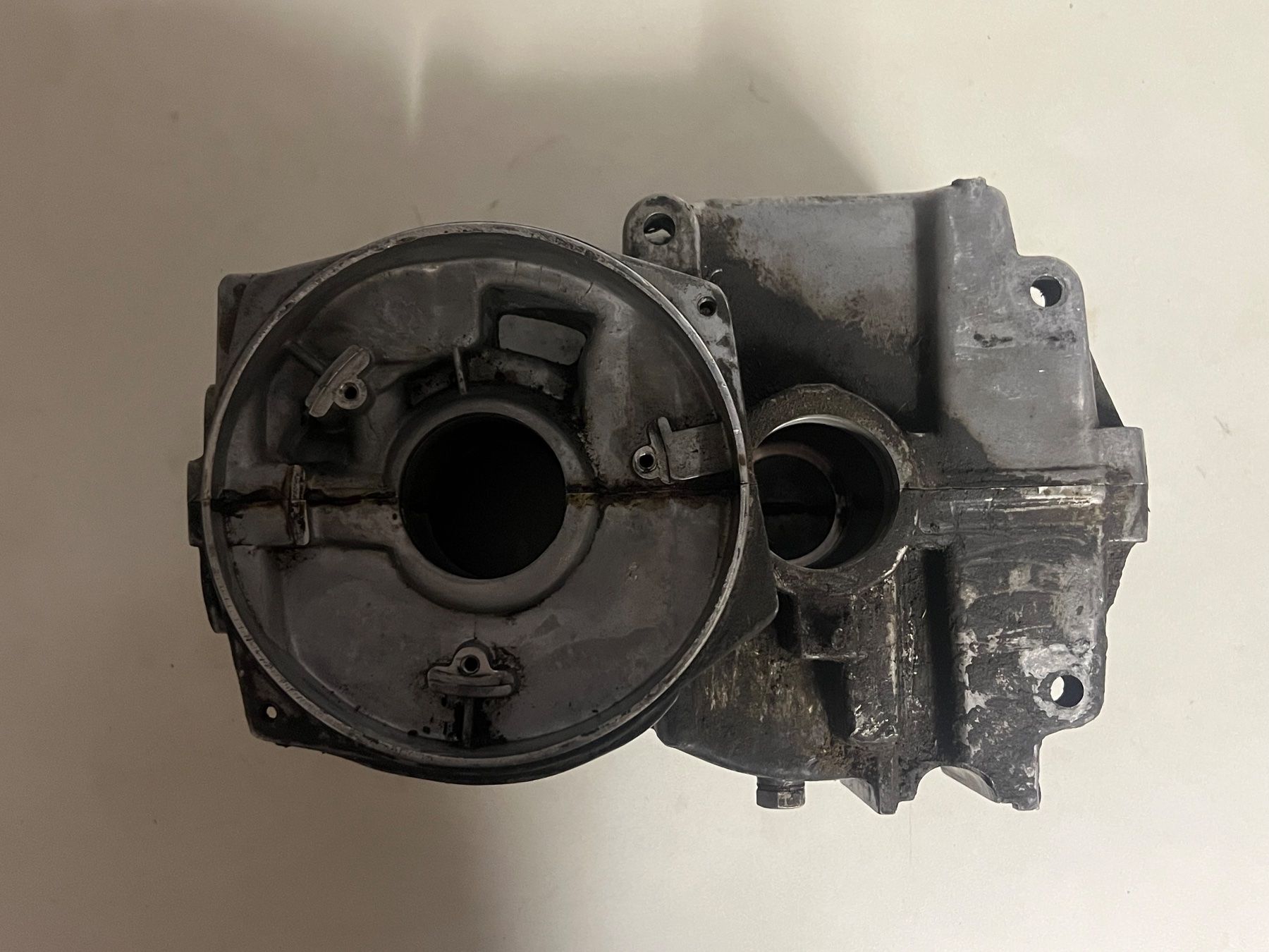 Puch Parti ricambio per ciclomotori: Puch Maxi E50 4 Lager Motorgehäuse Motor Gehäuse – Usato da Steffisburg venduto da FlorianJohner 4