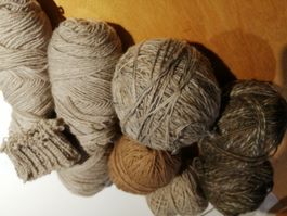 Grosses Wollpaket zum Stricken und Häkeln für den Winter!
