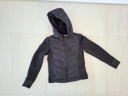 Schwarze Übergangsjacke mit Kapuze, Grösse 134/140, Top!