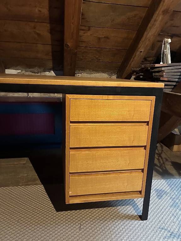 Scrivanie: Vintage Schreibtisch – Usato da Winterthur venduto da Floraundfauna 1