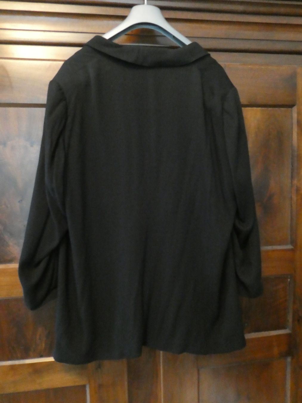 Ulla Popken Giacche: Blazer schwarz von Ulla Popken Grösse 56 – Usato da Basel venduto da Robyn 1