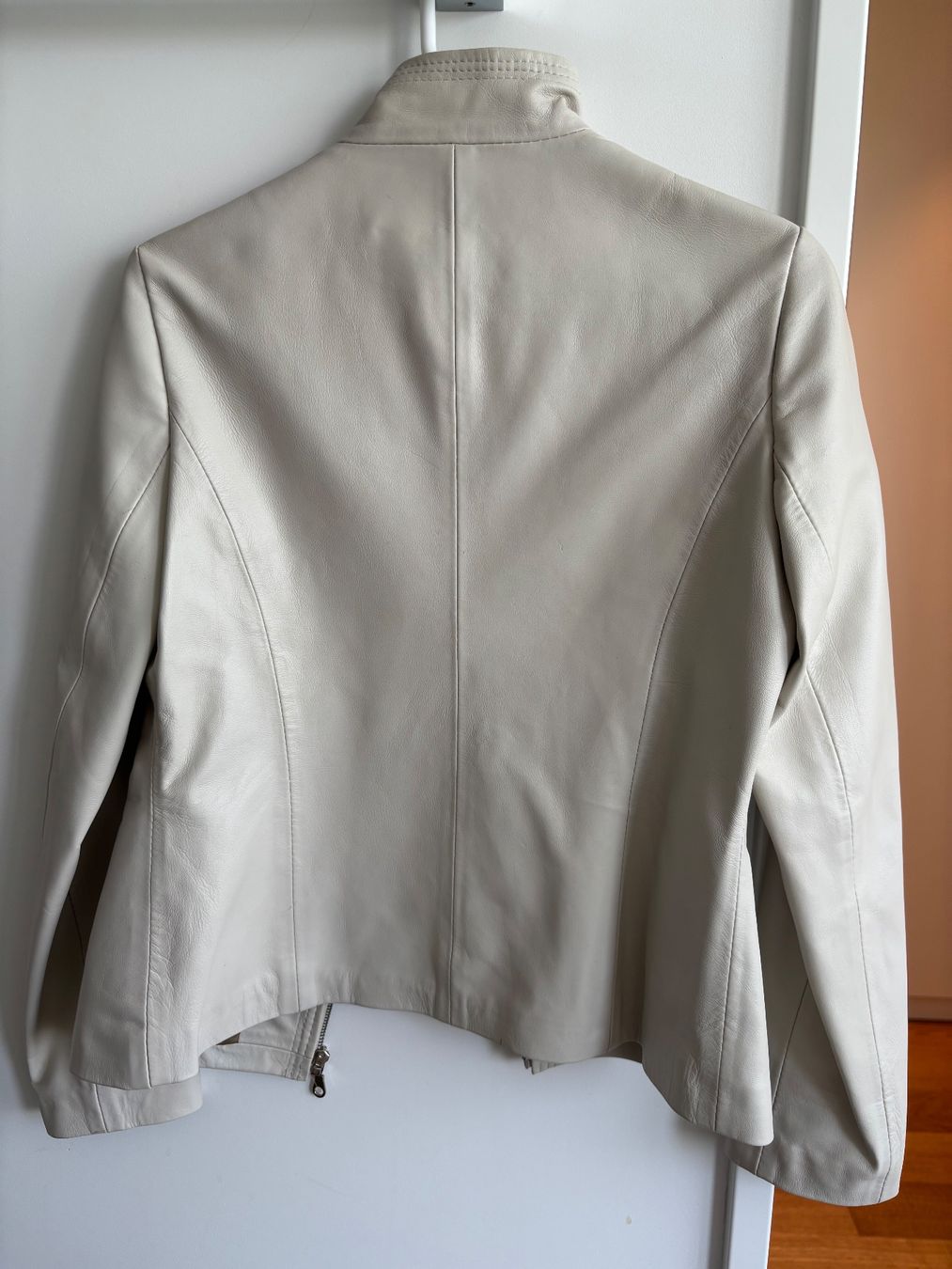 Giacche: Real leather off-white jacket size m – Usato da Steinhausen venduto da ChromeVintage 1