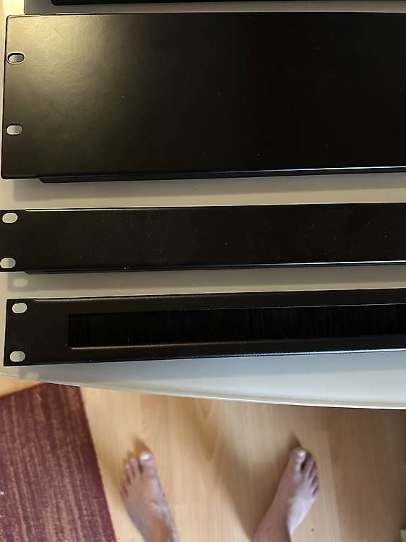 Autres accessoires: 6x Rackblenden – D'occasion à Müllheim Dorf par castor29 3