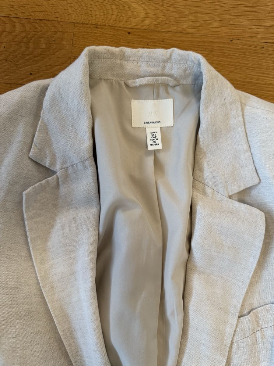 H&M Giacche: Leinen Blazer Grösse S H&M Beige Nude – Usato da Zug venduto da MC2CC 1
