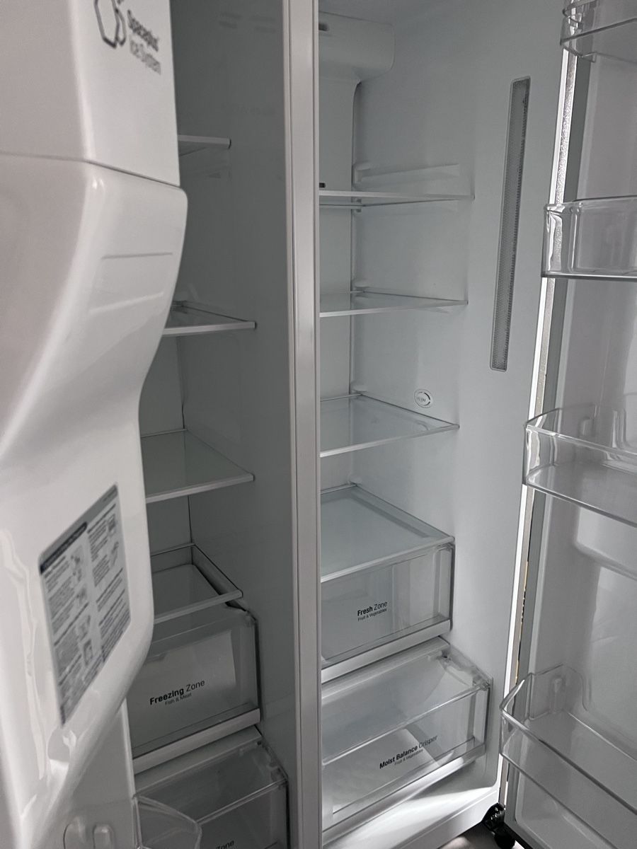 Frigoriferi: LG Food Center – Usato da Samedan venduto da SanBrasil 2
