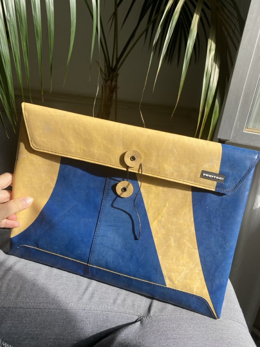 Freitag Borse: Freitag Laptoptasche – Nuovo (secondo la descrizione) da Burgdorf venduto da Vro61