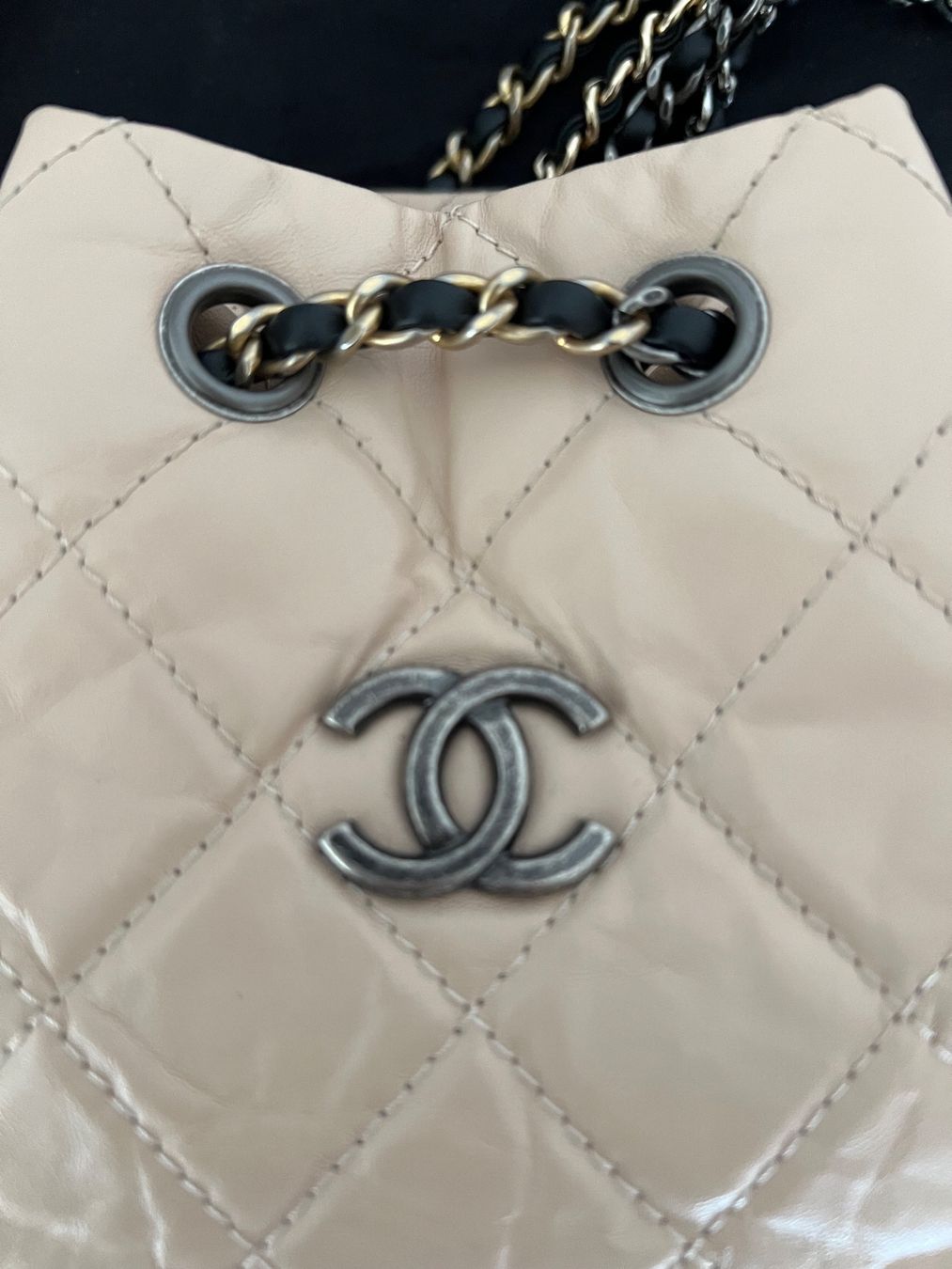 Chanel Zaini: CHANEL Gabrielle Small Backpack - top gepflegt – Usato da Worblaufen venduto da Isi84B 5