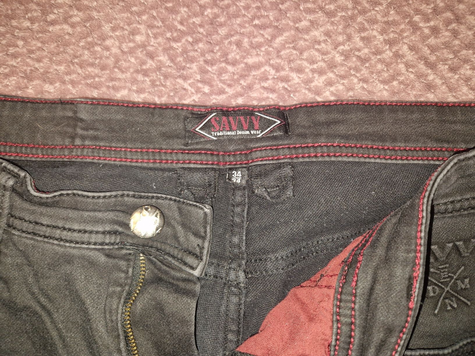 Jeans: Schwarze  Jeans, Grösse 34/34,  – Usato da Utzenstorf venduto da Ernie_und_Bert 1