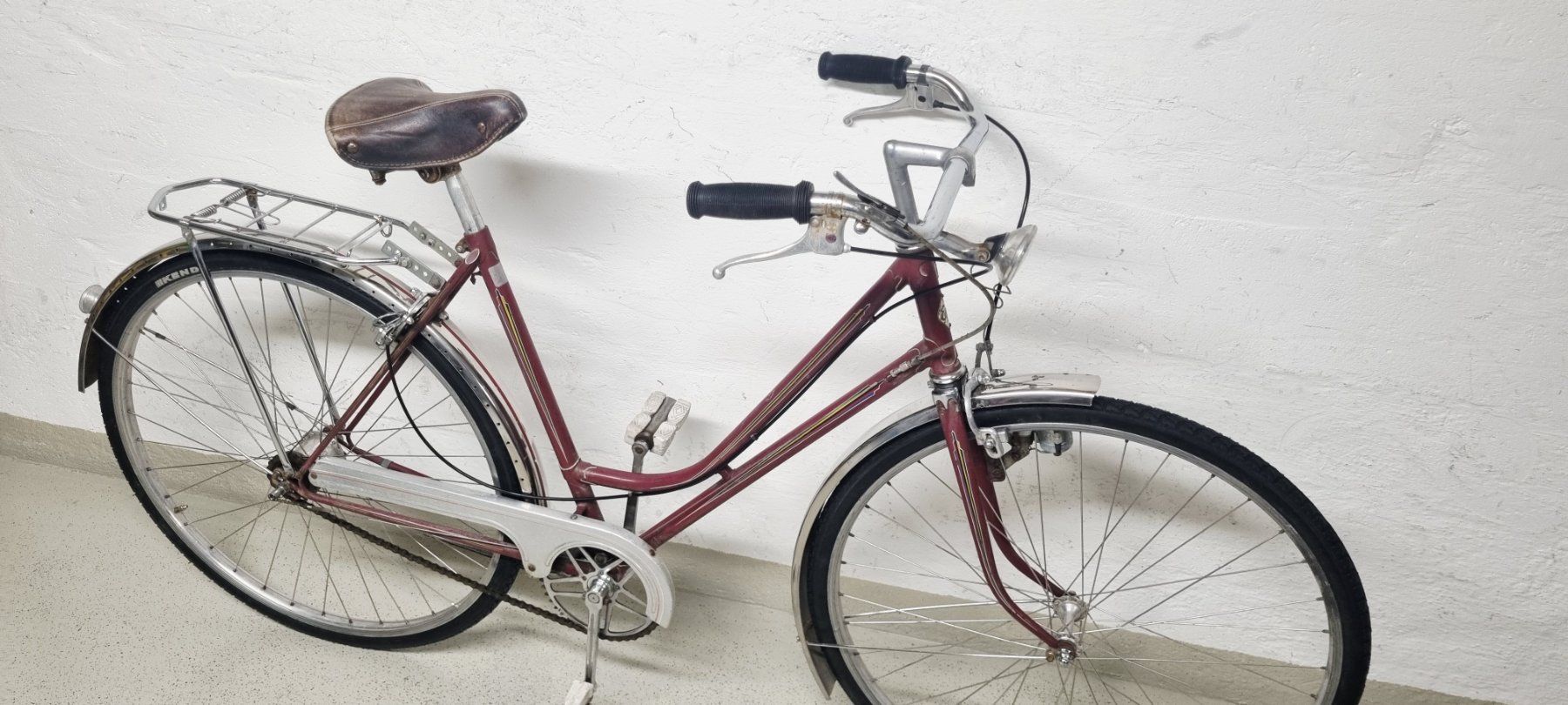 Velos: Oldtimer Damen Velo 3 Gänge Gratis Lieferung – Gebraucht aus Zürich von beaahaus 3
