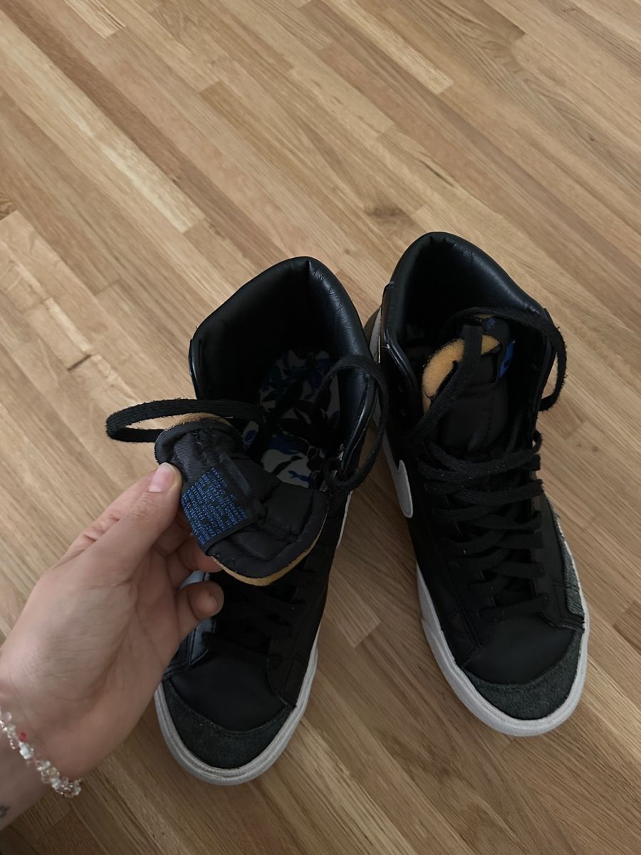 Nike Scarpe da uomo: Nike Blazer Mid 77   – Nuovo (secondo la descrizione) da Dübendorf venduto da Magis_Stuff 4