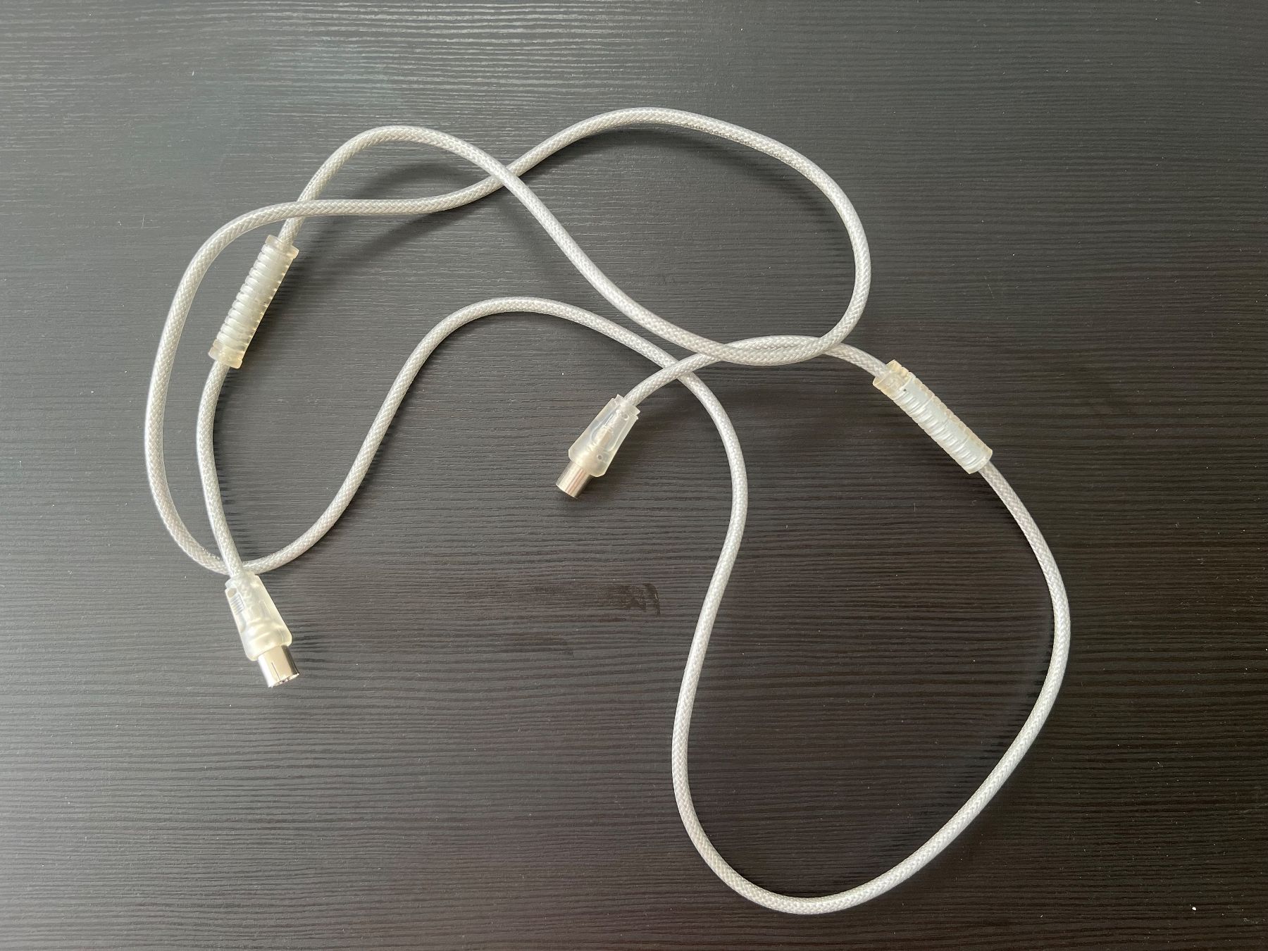Câbles: Antennenkabel mit 2x Stecker – D'occasion à La Chaux-de-Fonds par jacq_LaTsch0