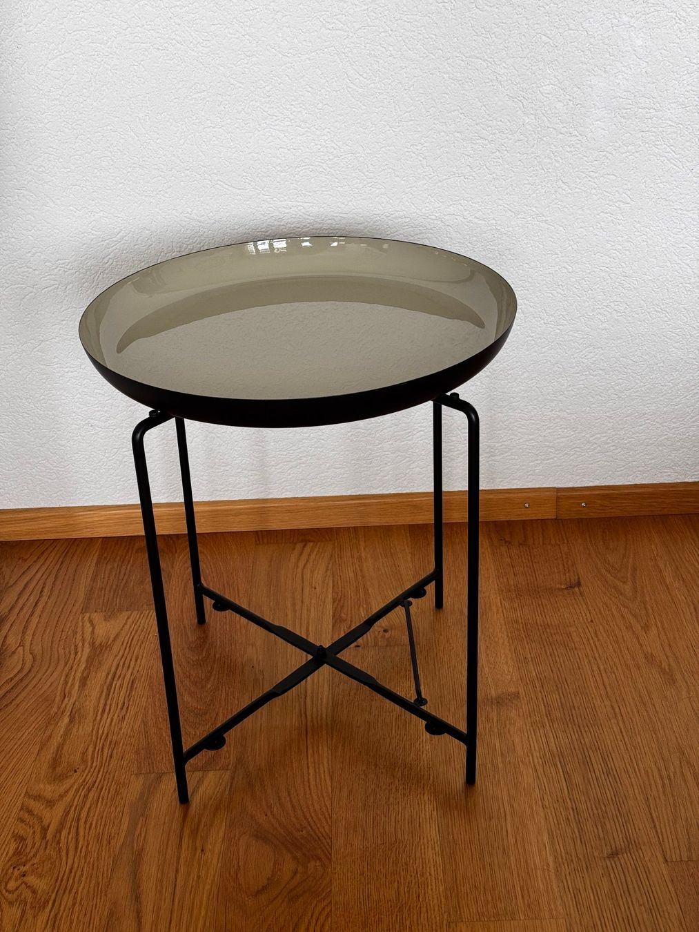 Tables: Side table/coffee table – D'occasion à Zürich par bjo_y7c9