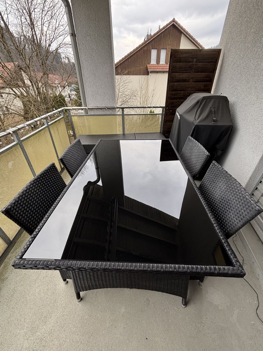 Tischset: Gartenmöbel-Set aus Rattan schwarz – Gebraucht aus Stallikon von Micha32 1