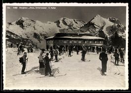 AK Unterwasser, Berghaus Iltios mit Skifahrern und Bergpanor