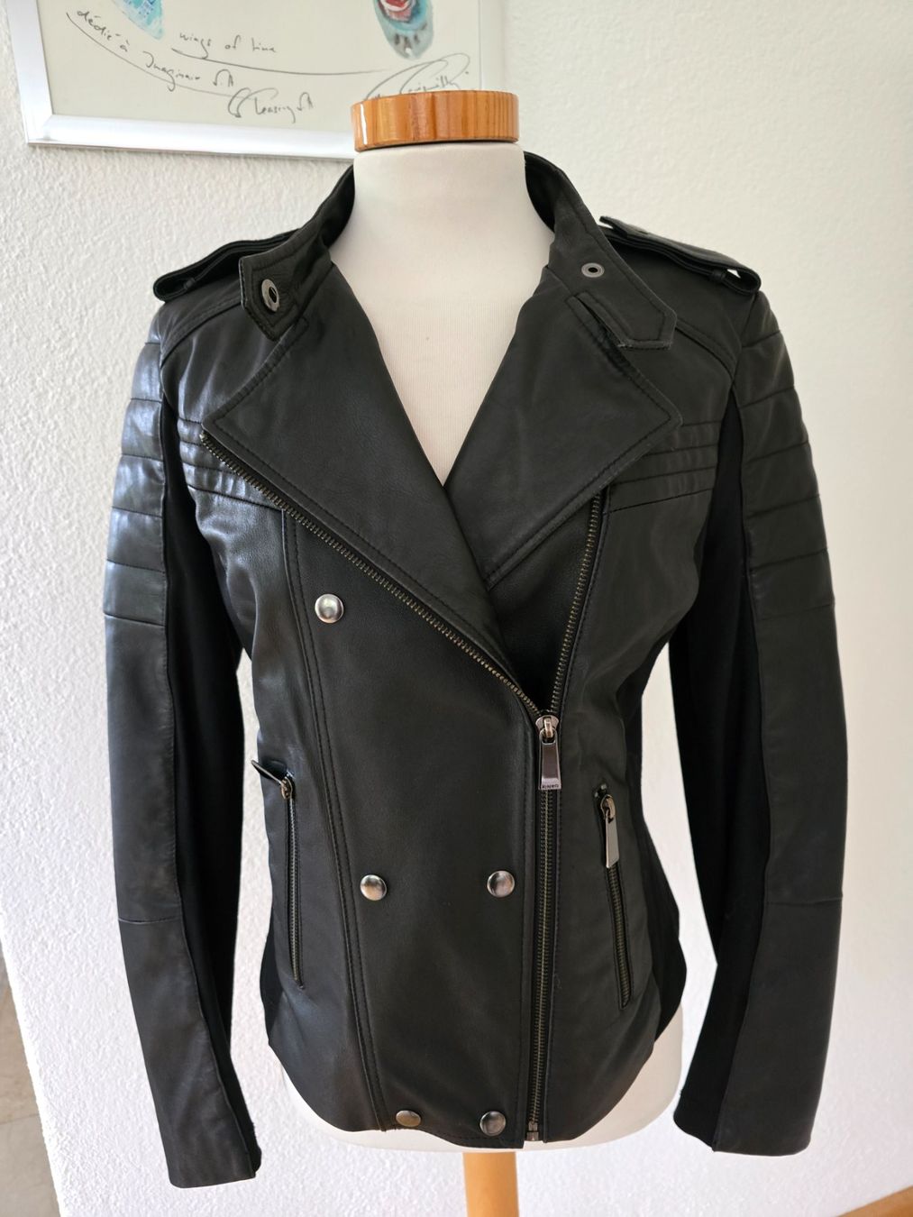 Pinko Giacche: Pinko Leder/Stoff Bikerjacke Gr. 34 – Usato da Bottmingen venduto da sandy_2