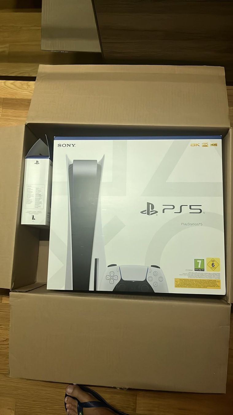 Sony Console: Sony PlayStation 5 Konsole OG 2022 – Usato da Niederweningen venduto da era_s96g