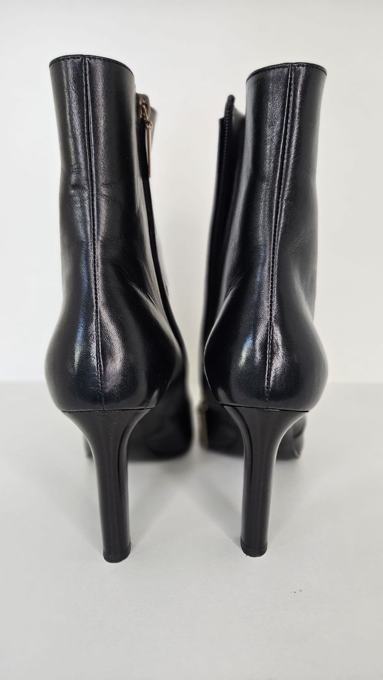 Saint Laurent Scarpe da donna: SAINT LAURENT HEELED ANKLE BOOTS SIZE 41 – Usato da Glattpark(Opfikon) venduto da Sbitizi 2