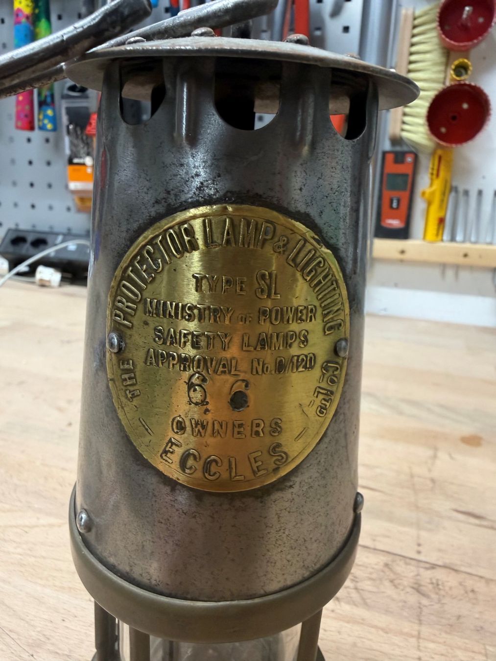 Lampade: Protector Grubenlampe Type SL B/120 – Eccles England – Usato da Gamprin-Bendern venduto da VeFa3112