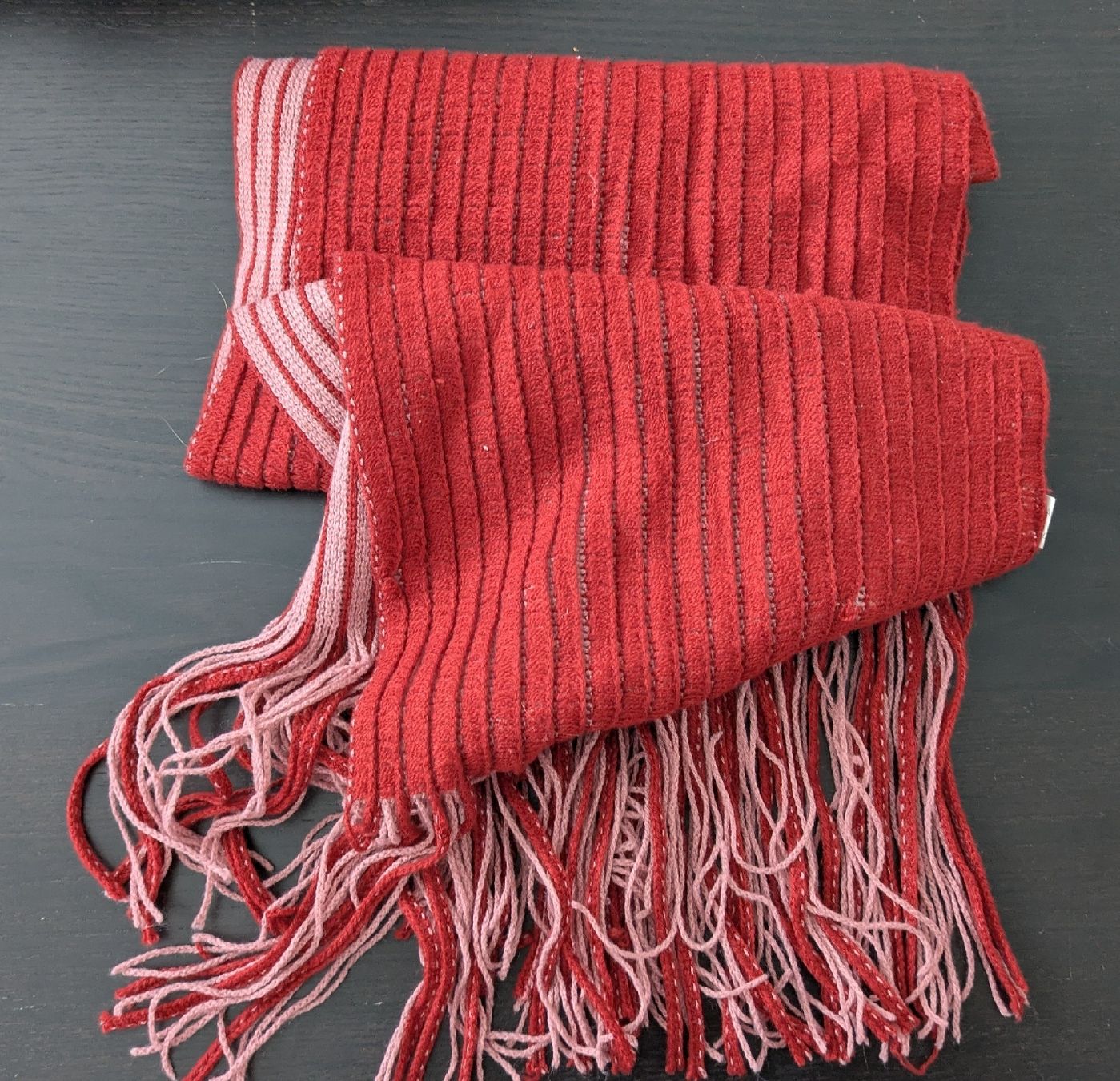 Foulards, Tücher & Schals: Schal rot- rosa – Neu (gemäss Beschreibung) aus Dättwil AG von mangaka