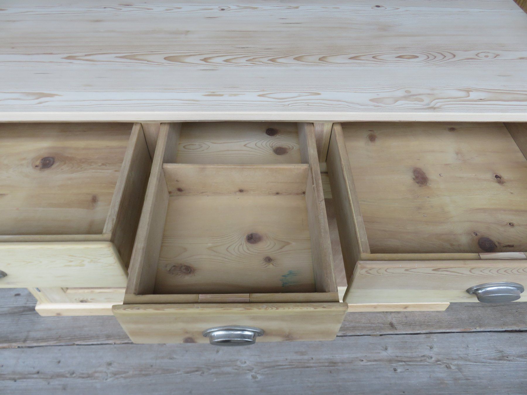Cassettiere: antike grosse Anrichte /Sideboard – Usato da Ruswil venduto da Mfladibus 3