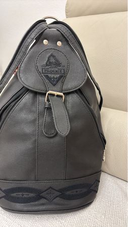 Elegante Phoenix Ledertasche, Schwarz, Top Zustand