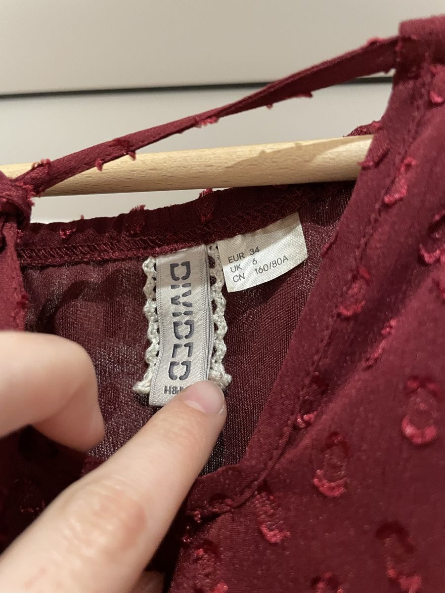 H&M Vestiti: Dunkelrotes Kleid – Usato da Zofingen venduto da silbosja 2