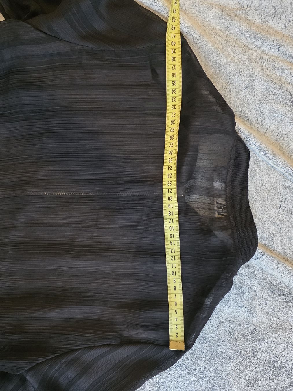 Zara Camicette: Schwarze Zara Bluse, Grösse M – Nuovo (secondo la descrizione) da St Gallen venduto da vir_5kgt 3