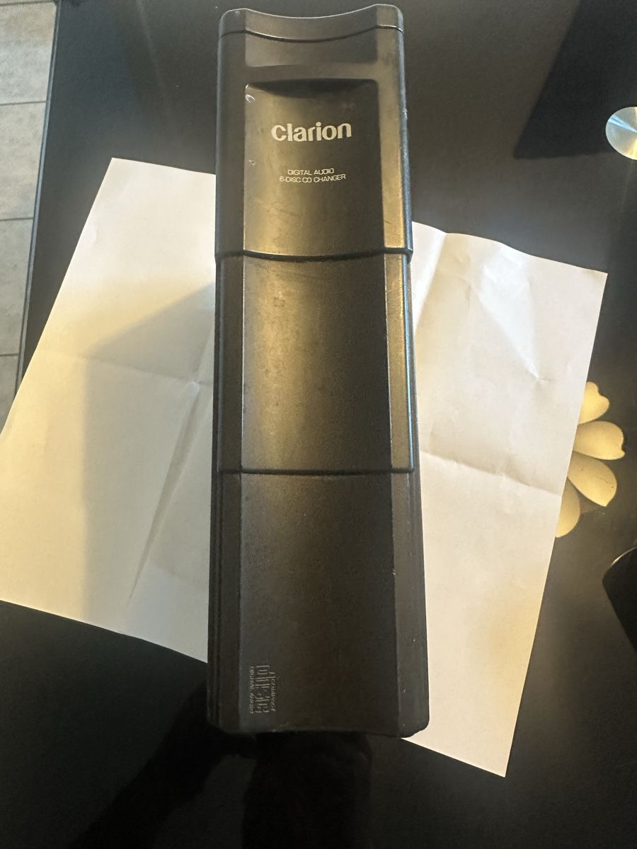 Lettore multimediale & Streamer: Clairon 6 disc magazine  – Usato da St-Aubin FR venduto da nunez33 2