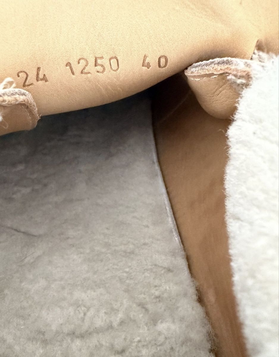 Scarpe da donna: Aurélien citi loafers with fur inside  – Nuovo (secondo la descrizione) da Lausanne venduto da Loyal_8 6