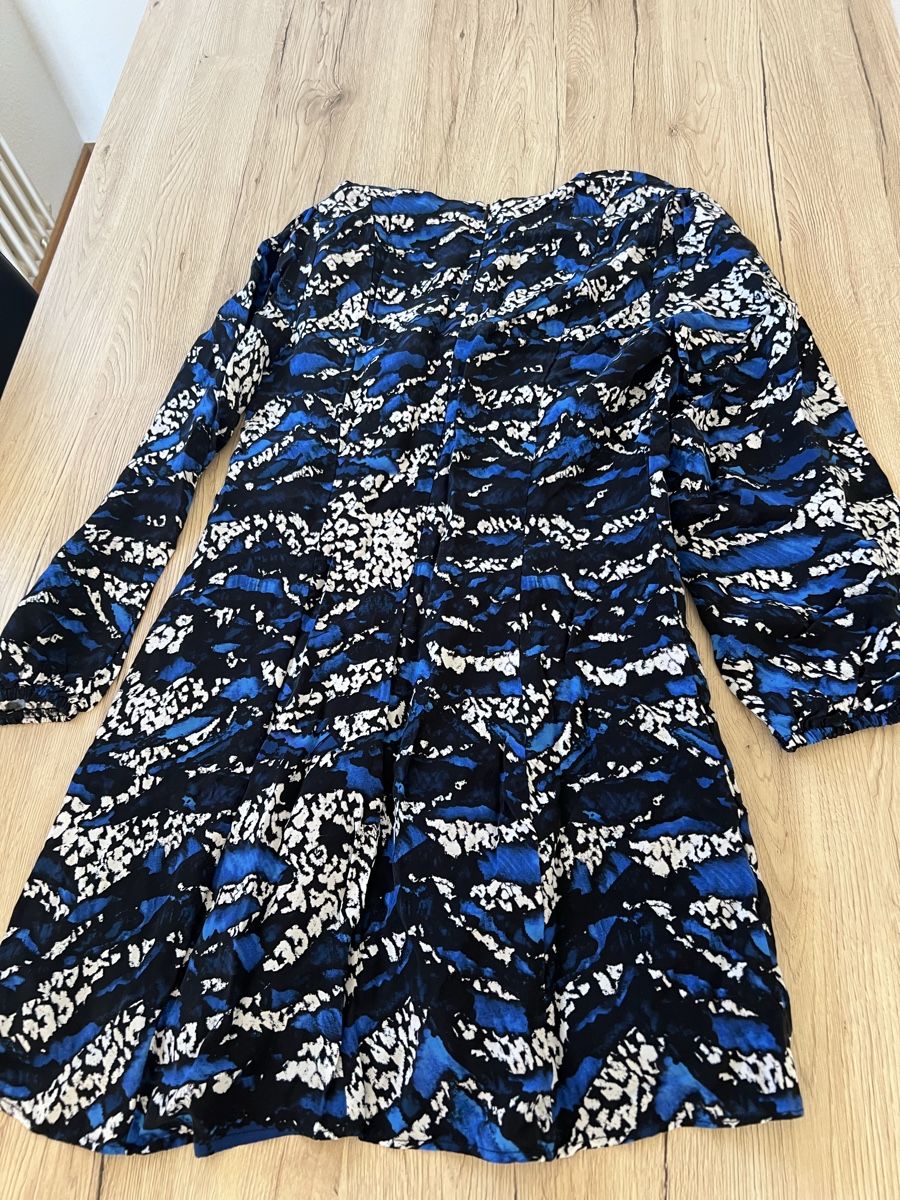 Kookai Vestiti: Jolie Robe Kookaï Paris – Nuovo e nell'imballaggio originale da La Chaux-de-Fonds venduto da GabrielaKlein 3