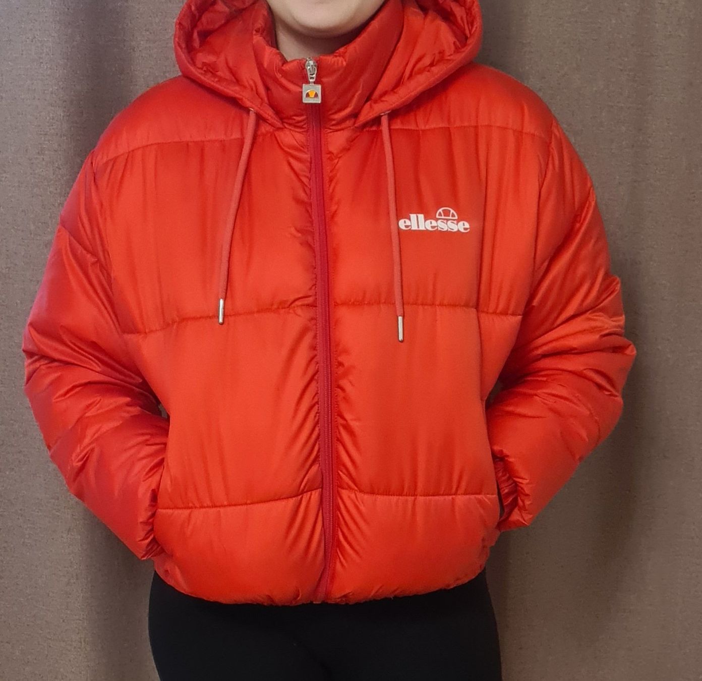 Ellesse Jacken: Übergangsjacke Damen – Neu (gemäss Beschreibung) aus Glattpark(Opfikon) von ejo_m8fr 1