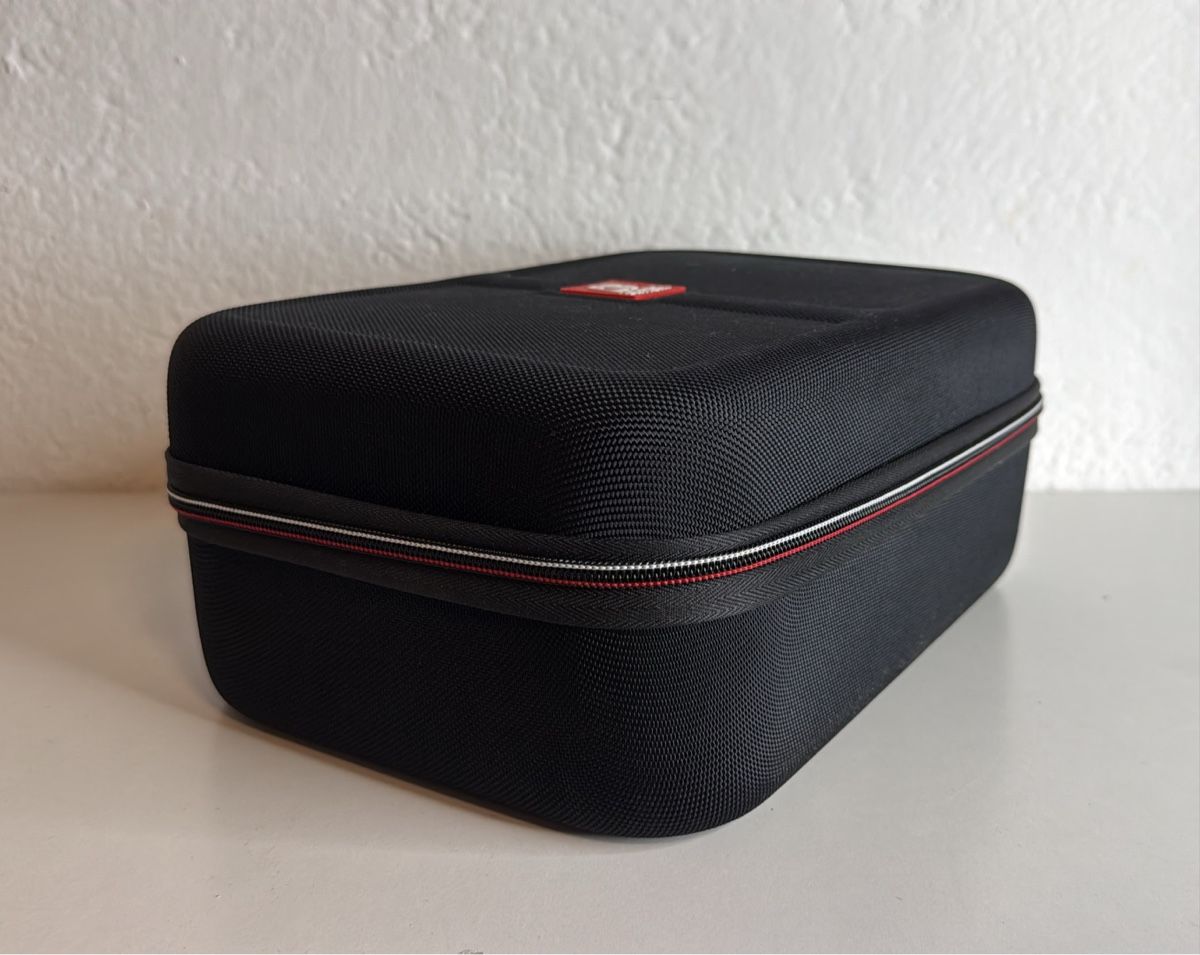 Nintendo Console: Nintendo Switch Carrying Case Black Hard Shell - Good Cond. – Usato da Ehrendingen venduto da bubulence