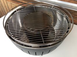 LotusGrill XL - der rauchfreie Holzkohlegrill mit Zubehör