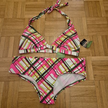 Bikini mit Karomuster, Grösse M, Sommerkleider-Feeling 🏖️