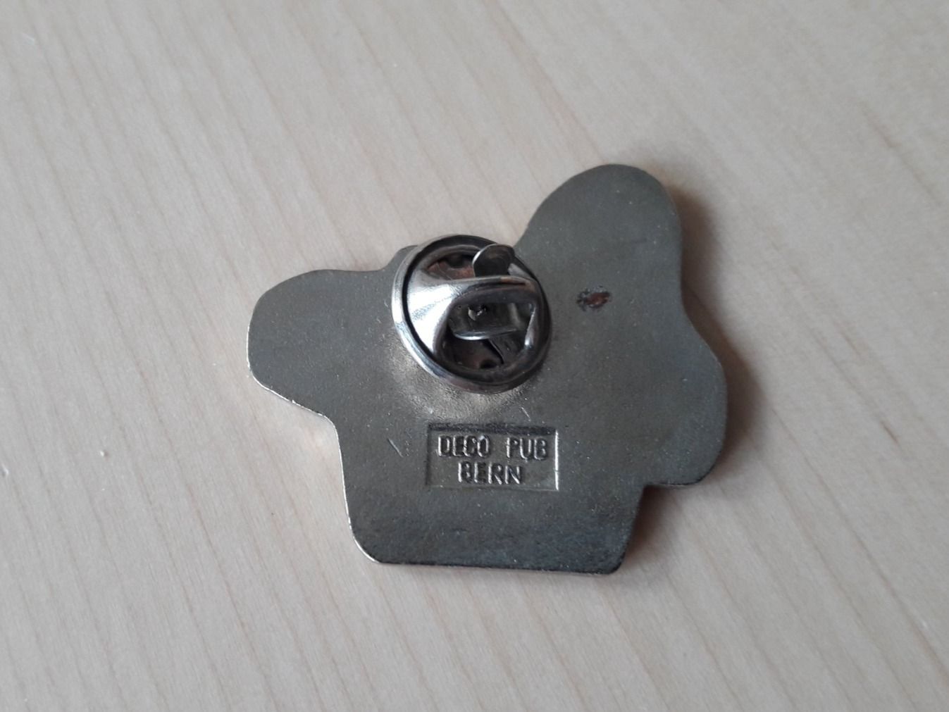 SBB/CFF/FFS Placchette & Badge: Pin's publicitaire des CFF  "papillon" – Usato da Buttes venduto da sylvain106 1