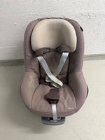 Maxi-Cosi "Pearl" Babyschale / Kindersitz inkl. Family Fix
