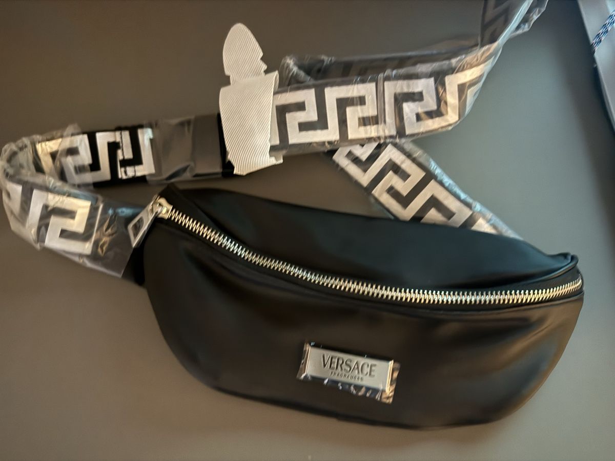 Versace Borse da donna: Versace Bauchtasche Schwarz Damen Neu – Nuovo e nell'imballaggio originale da Zug venduto da Serena_7500 1