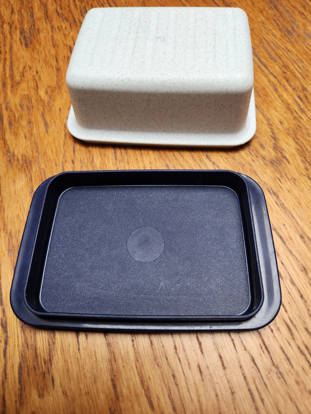 Tupperware Recipients et similaires: Tupperware Butterbehälter – Neuf (Voir description) à Gstaad par Meiel2020 2