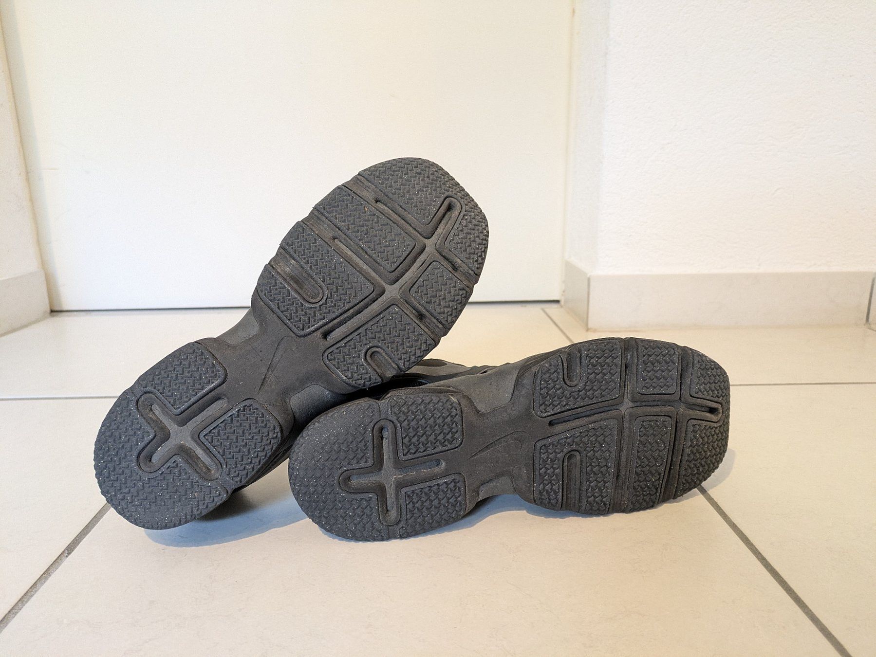 Nike Scarpe da uomo: Chaussures de courses Nike Lunar Fingertrap TR – Usato da Bourguillon venduto da sellerfromtheweb 3