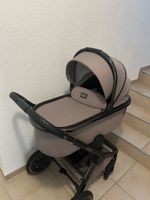 Kinderwagen  Moon Resea s +