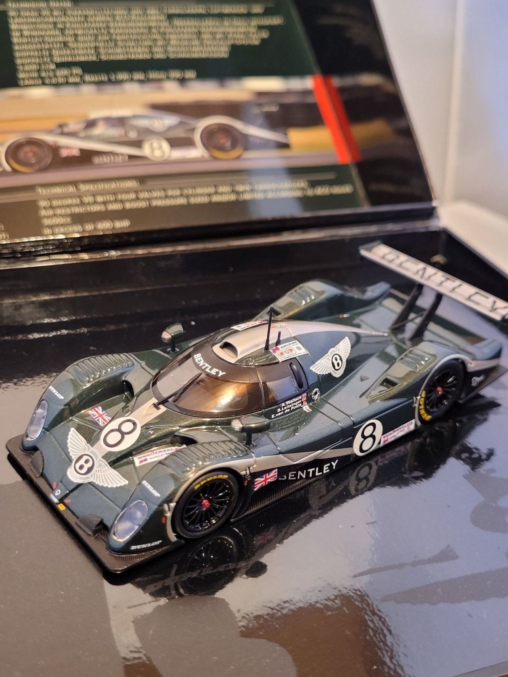 Bentley Modellini d'auto: Bentley Exp  Speed 8 - 2002 – Nuovo e nell'imballaggio originale da Chézard-St-Martin venduto da AlPat-Collections