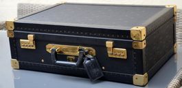MCM Reisekoffer / Coffre de voyage