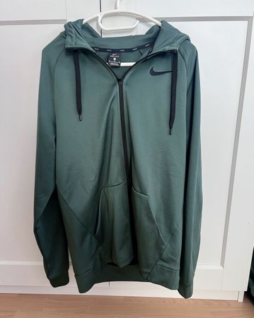Nike Trainingsjacke grün Gr. M