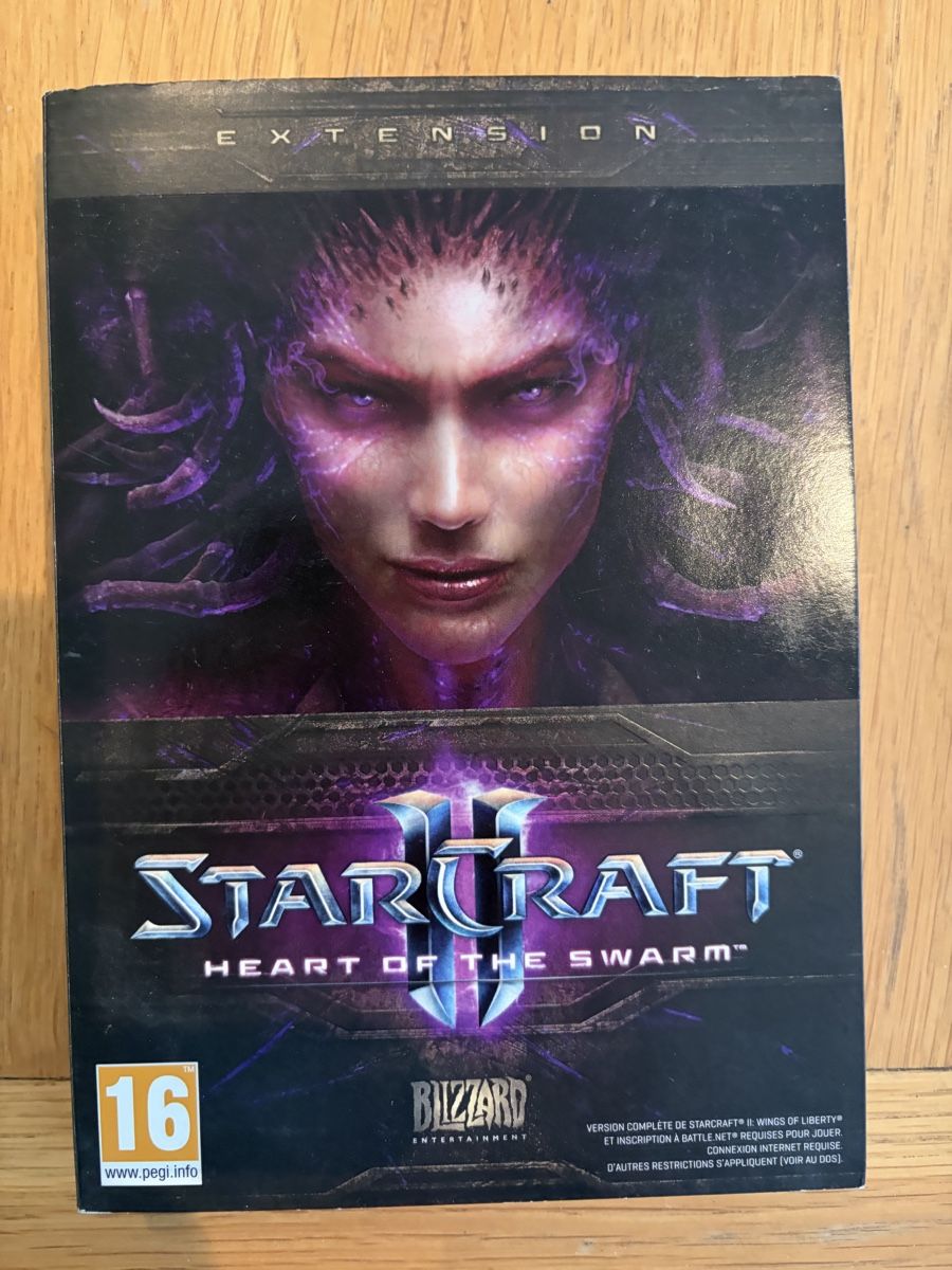 Tous les DVDs: DVD StarCraft encore sous blister – D'occasion à Echallens par JAR69