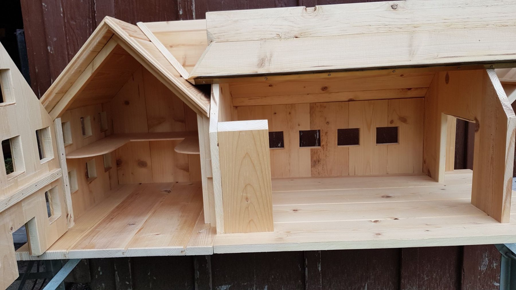 Articles en bois: Bauernhof – Neuf avec emballage d'origine à Appenzell par Losi2 1