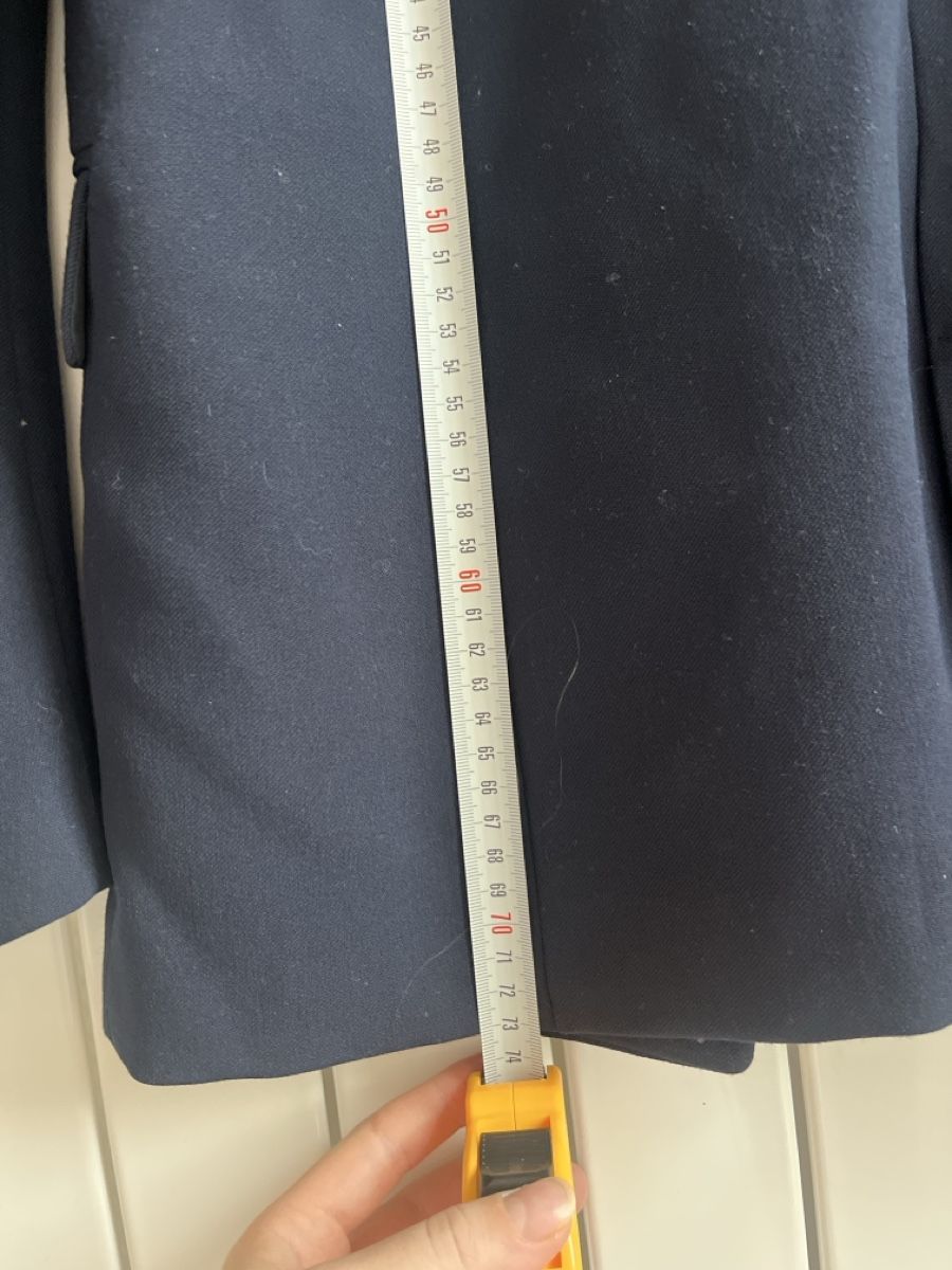 Zara Completi & Tailleur: Zara navy Blazer einwandfreier Zustand – Usato da Zürich venduto da invinitylove 5