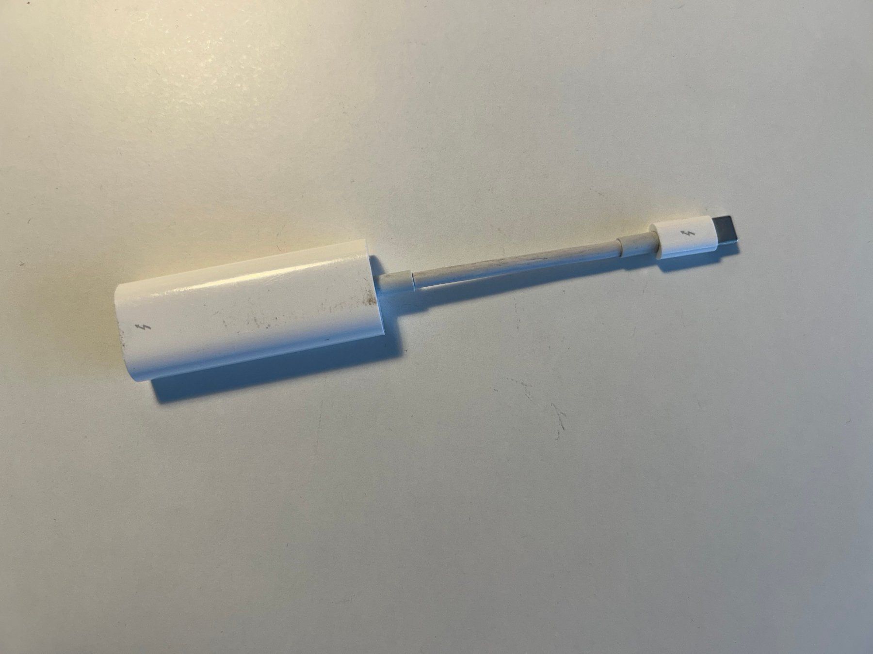 Apple Laufwerke & Adapter: Apple Thunderbolt 3 zu USB-C – Gebraucht aus Riedholz von rebeccas